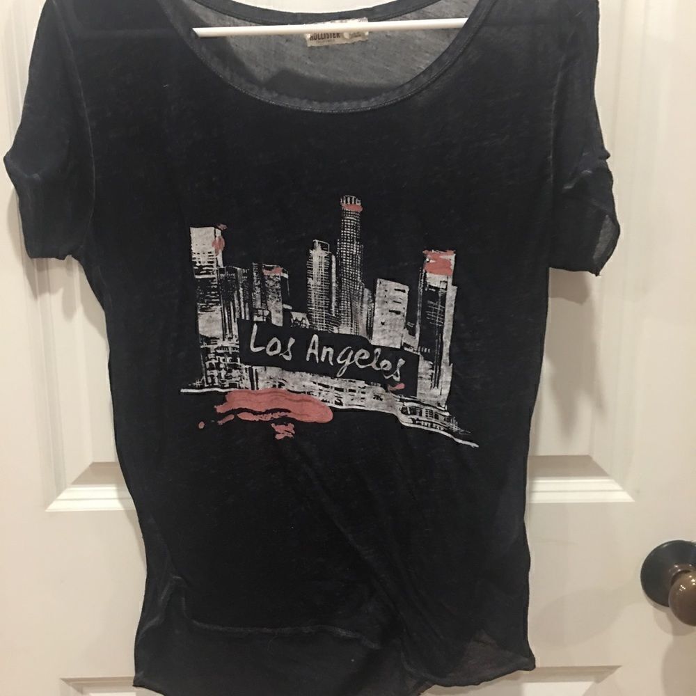 HollisterāXS lightweight short sleeveāshirtāblack-LosāAngeles